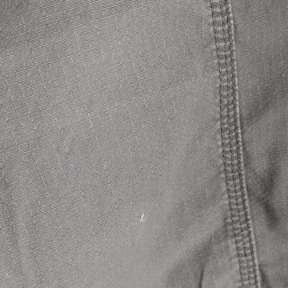 Eddie Bauer Ripstop Cargo Shorts & cropped Pants say 12 but Plus sized really - Picture 17 of 17